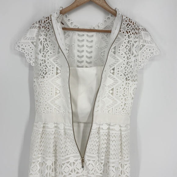 Ted Baker London Emelia Lace Eyelet Tulip Dress Women’s Size 2 in White - EUC! - Picture 14 of 16